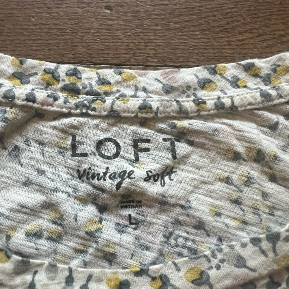 LOFT Shirt - Picture 8 of 10